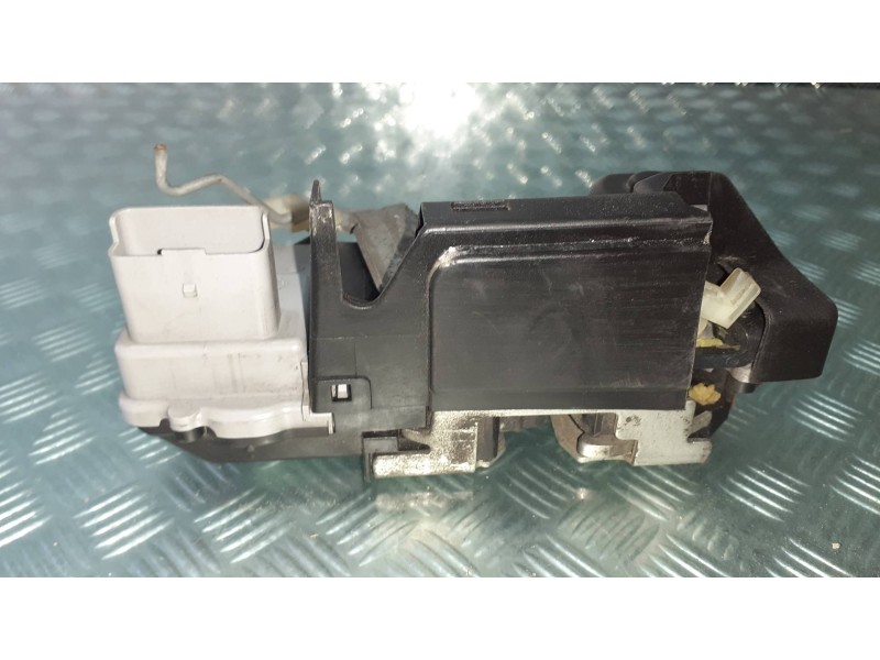 Recambio de cerradura puerta trasera izquierda para citroen xsara picasso 1.6 hdi 90 exclusive referencia OEM IAM 3429A  CONECTO