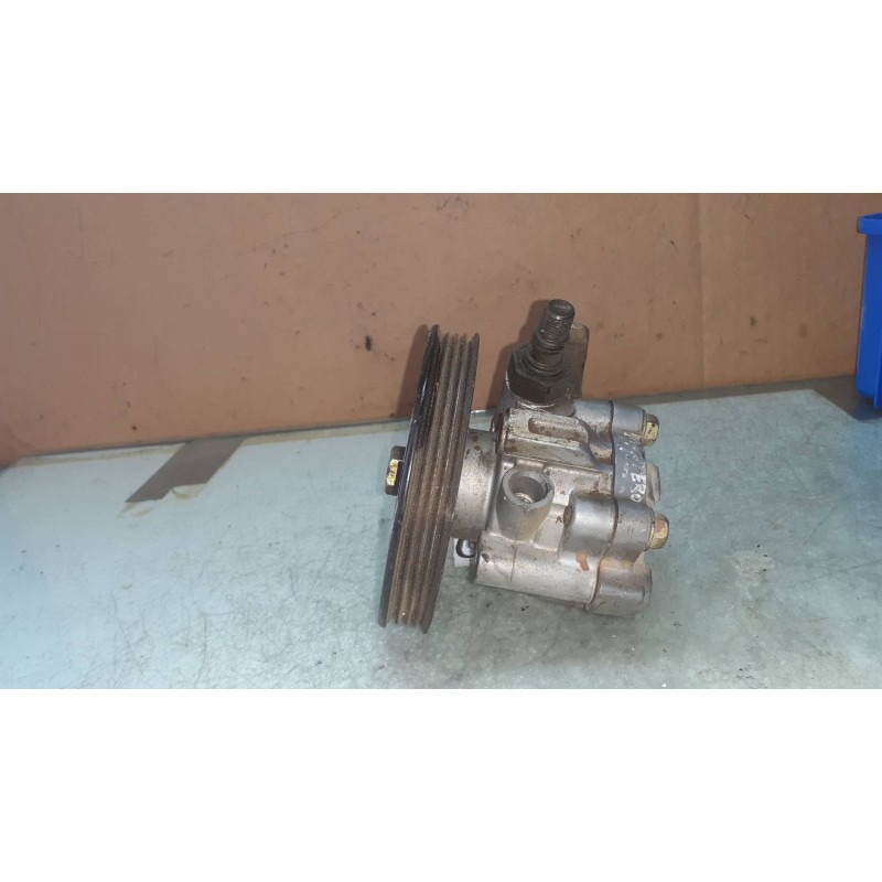 Recambio de bomba direccion para mitsubishi montero sport (k90) 2.5 td gls referencia OEM IAM MR448507 46101049  Recambio de bomba direccion para mitsubishi montero sport (k90) 2.5 td gls referencia OEM IAM MR448507 46101049