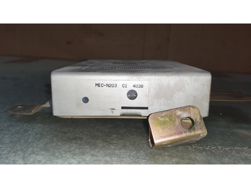 Recambio de centralita motor uce para nissan almera (n15) slx referencia OEM IAM 237101N600 MECN203C16110 MECN203