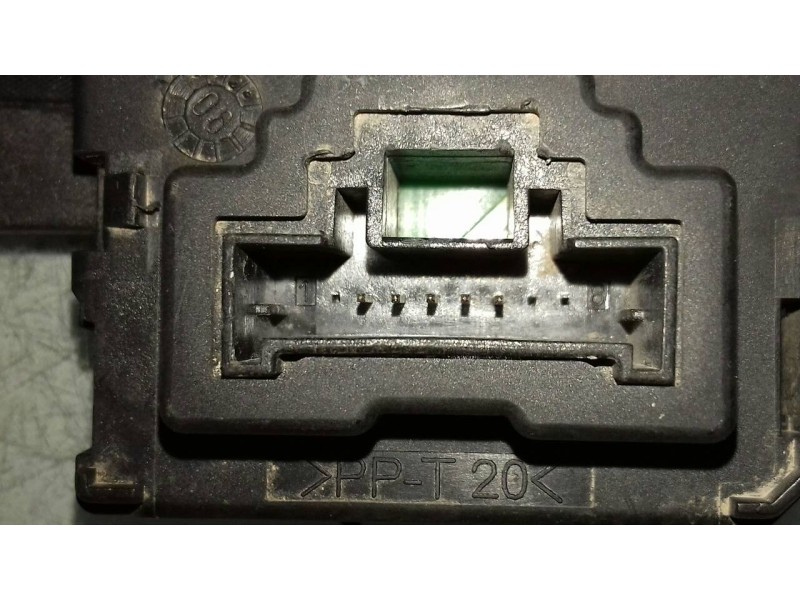 Recambio de conmutador de arranque para renault megane ii classic berlina confort authentique referencia OEM IAM 8200125077 S118