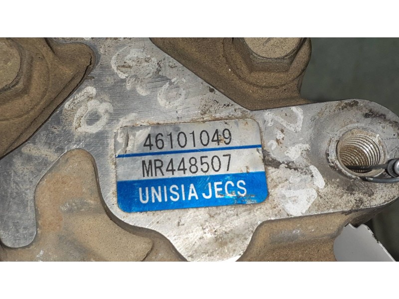 Recambio de bomba direccion para mitsubishi montero sport (k90) 2.5 td gls referencia OEM IAM MR448507 46101049  Recambio de bomba direccion para mitsubishi montero sport (k90) 2.5 td gls referencia OEM IAM MR448507 46101049