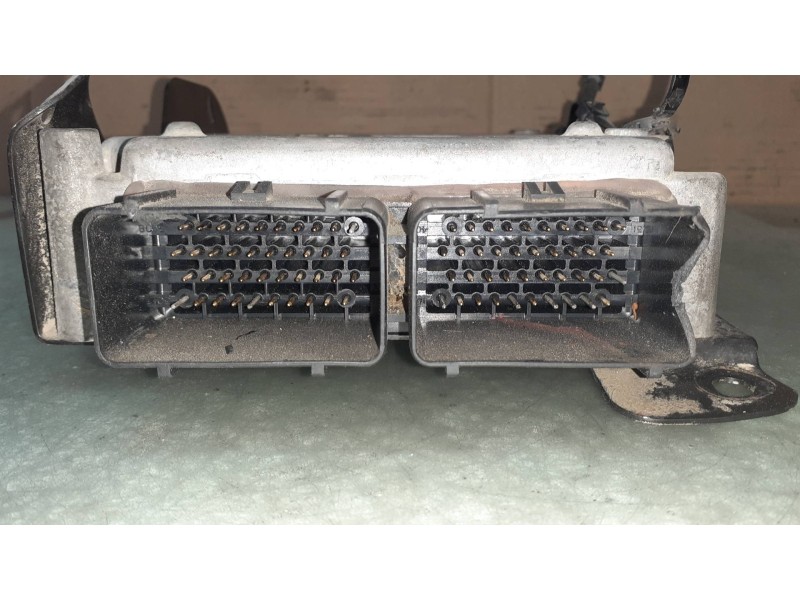 Recambio de centralita motor uce para chrysler neon (pl) 16v sport referencia OEM IAM 04745004 9958AE 64490