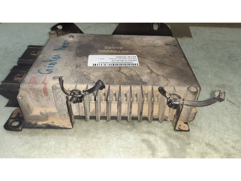 Recambio de centralita motor uce para chrysler neon (pl) 16v sport referencia OEM IAM 04745004 9958AE 64490