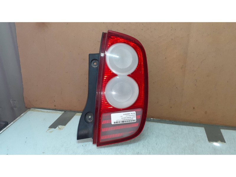 Recambio de piloto trasero derecho para nissan micra (k12e) acenta referencia OEM IAM 26550AX720  VALEO