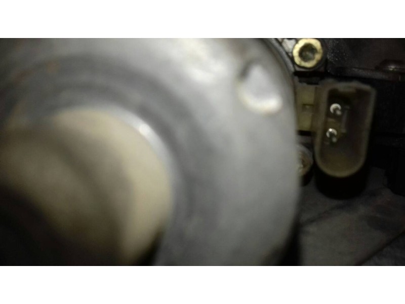 Recambio de elevalunas delantero izquierdo para ford mondeo berlina (gd) clx referencia OEM IAM 0130821680 CONECTOR 2 PINES ELEC