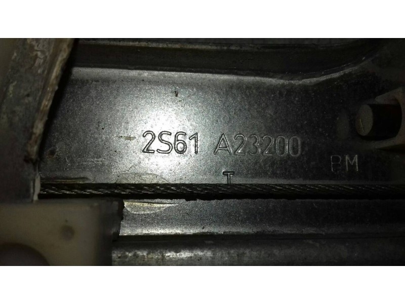 Recambio de elevalunas delantero derecho para ford fiesta (cbk) ambiente referencia OEM IAM 2S61A23200  ELECTRICO