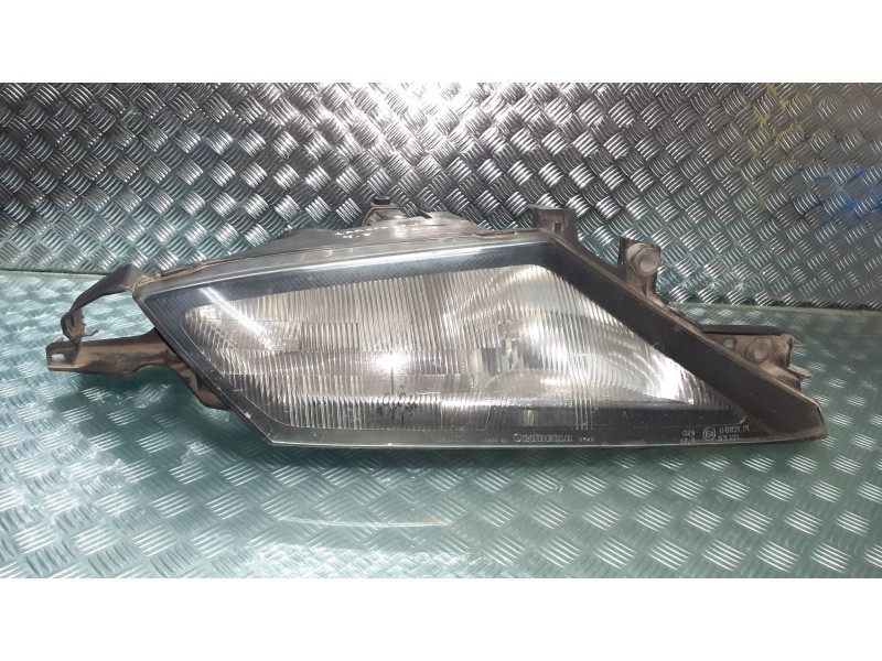 Recambio de faro derecho para lancia y10 junior referencia OEM IAM 37120748  