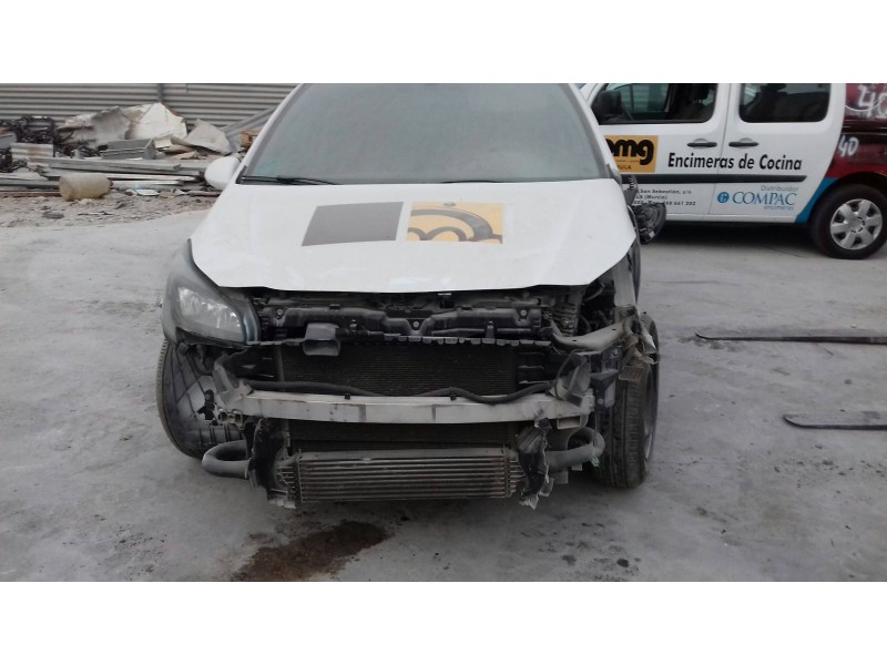 opel corsa e del año 2015