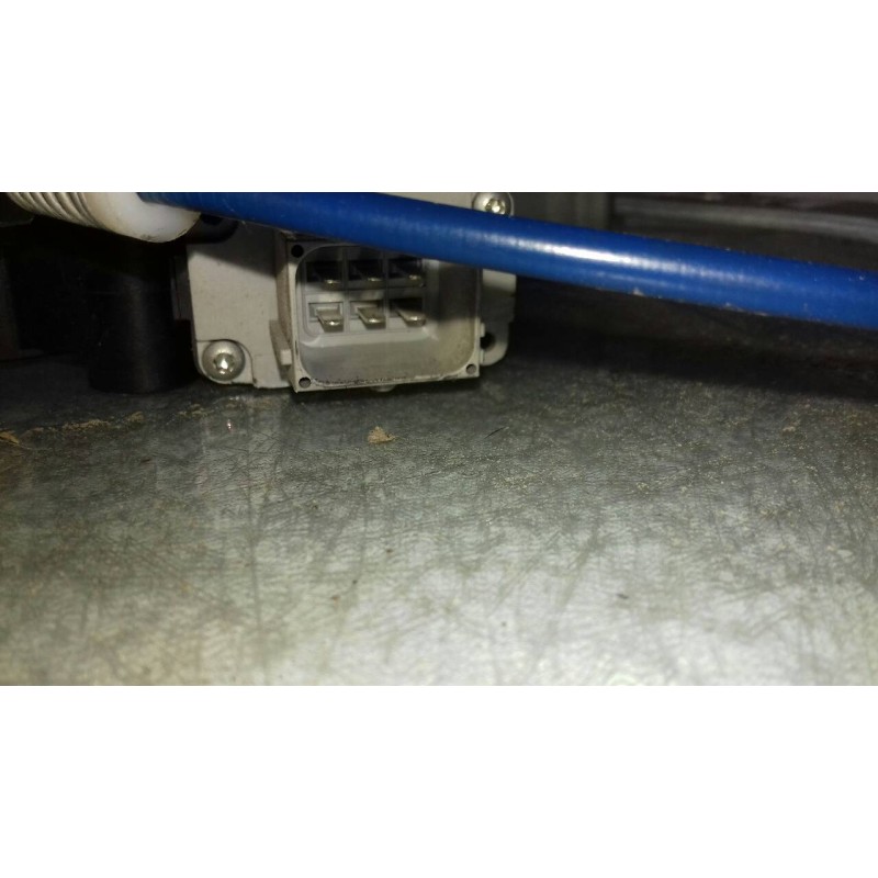 Recambio de elevalunas delantero derecho para opel corsa e expression referencia OEM IAM 19995YY0625 71019003 ELECTRICO