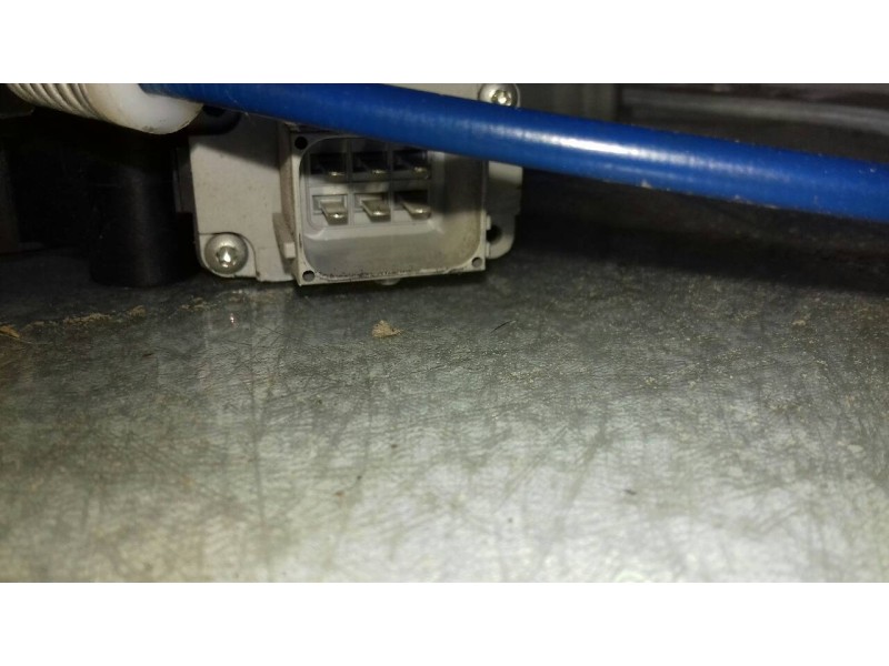 Recambio de elevalunas delantero derecho para opel corsa e expression referencia OEM IAM 19995YY0625 71019003 ELECTRICO