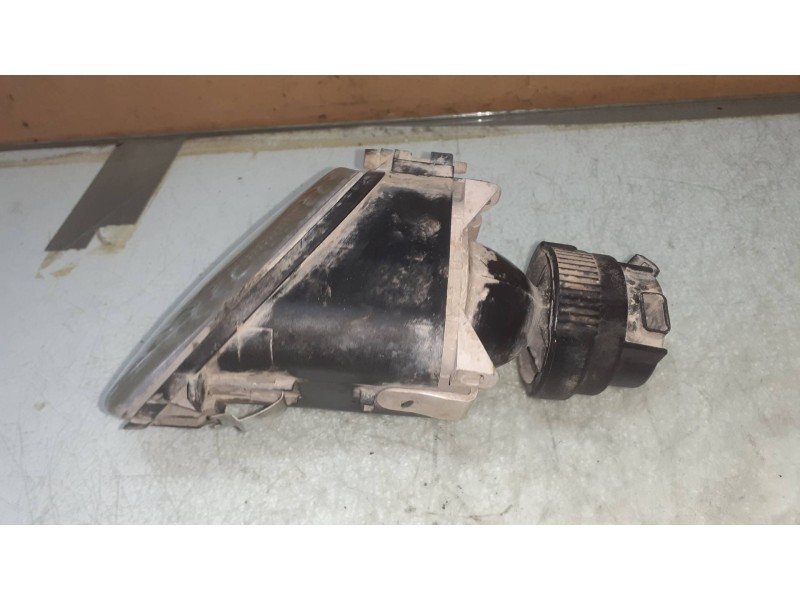 Recambio de faro antiniebla izquierdo para ford mondeo familiar (gd) 1.8 16v cat referencia OEM IAM 147109 152630 HELLA