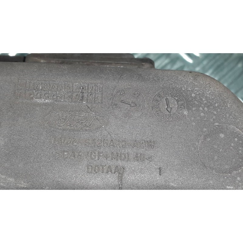 Recambio de maneta exterior porton para ford kuga plug-in hybrid st-line referencia OEM IAM LV4BS425A22AB GB5T14K147CA DOTAA