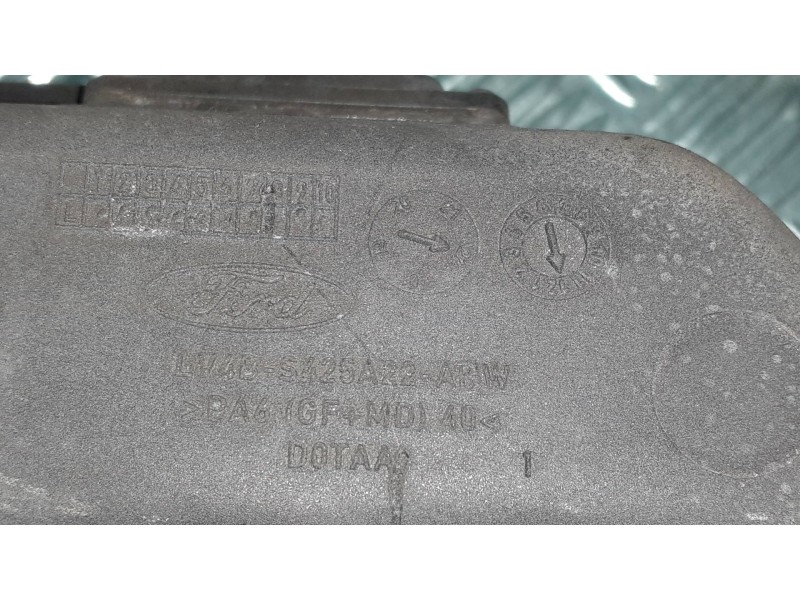 Recambio de maneta exterior porton para ford kuga plug-in hybrid st-line referencia OEM IAM LV4BS425A22AB GB5T14K147CA DOTAA