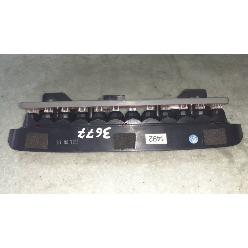 Recambio de luz central de freno para chevrolet orlando lt+ referencia OEM IAM 95031492  CONECTOR 2 PINES