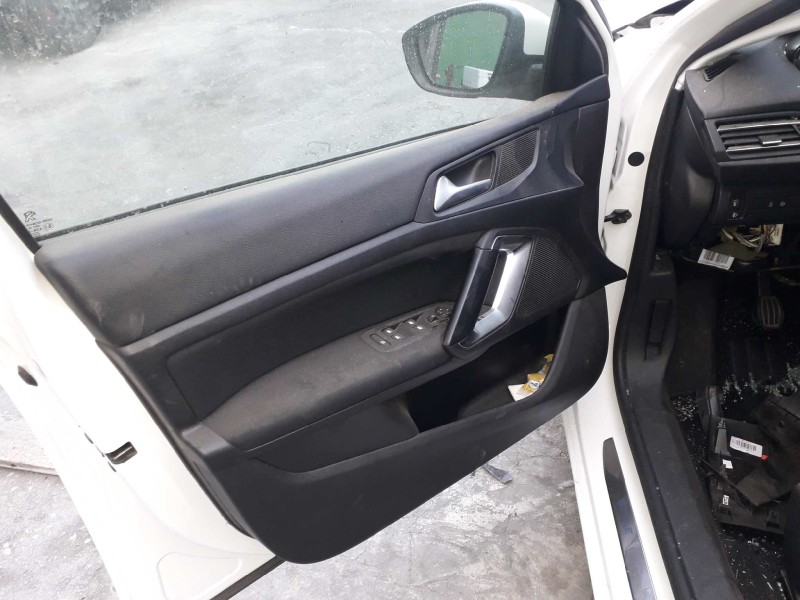 peugeot 308 del año 2018