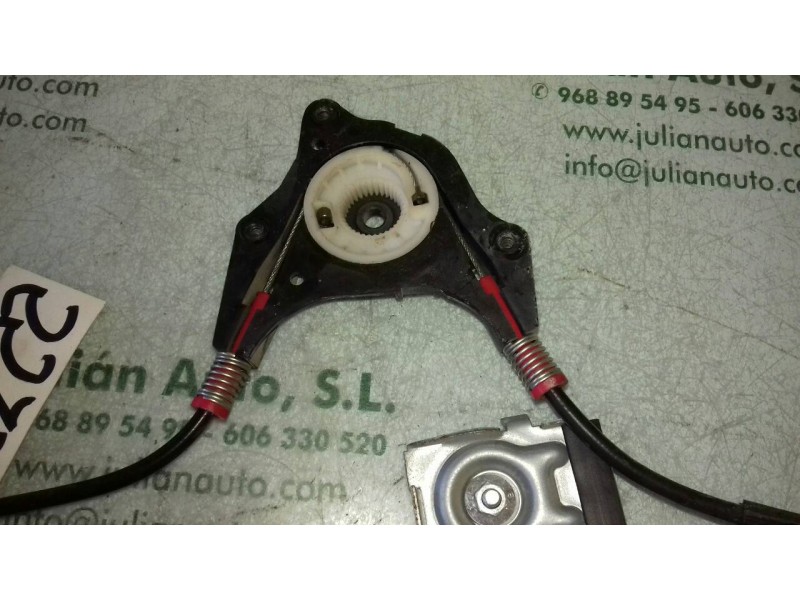 Recambio de elevalunas delantero derecho para ford fiesta (cb1) titanium referencia OEM IAM 8A61A2320001  ELECTRICO