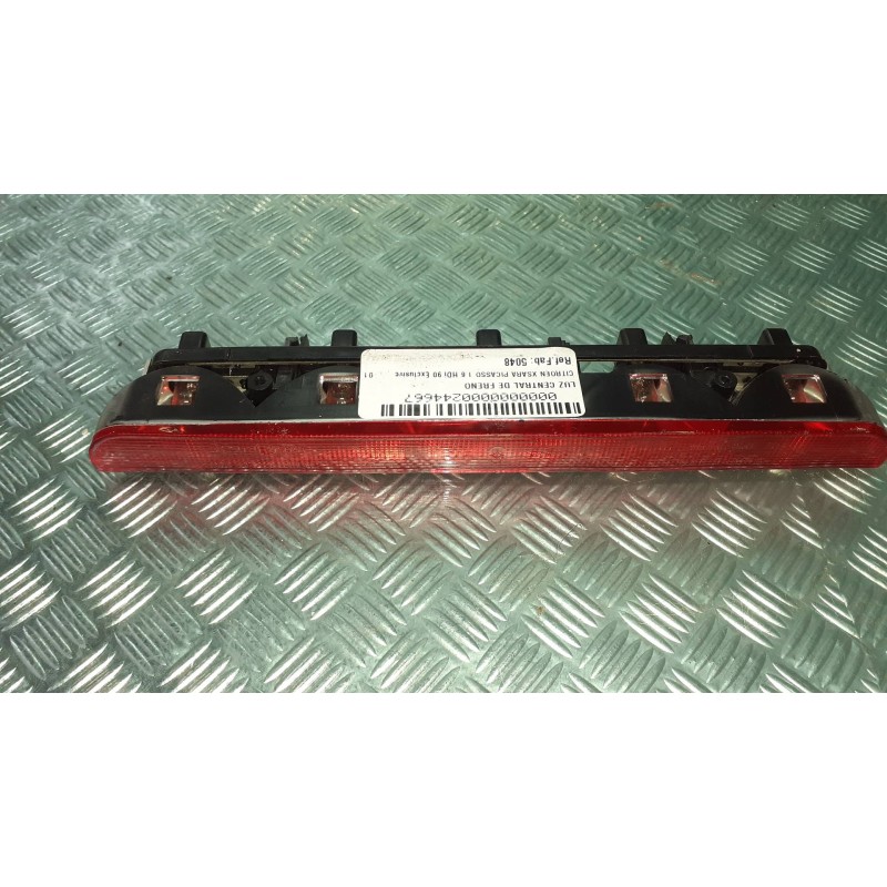 Recambio de luz central de freno para citroen xsara picasso 1.6 hdi 90 exclusive referencia OEM IAM 5048 E25048 3802
