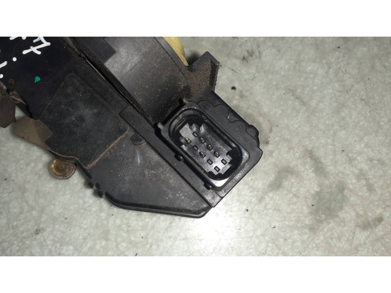 Recambio de cerradura puerta delantera izquierda para chevrolet orlando lt+ referencia OEM IAM 13578276 ELECTRICO 3027087