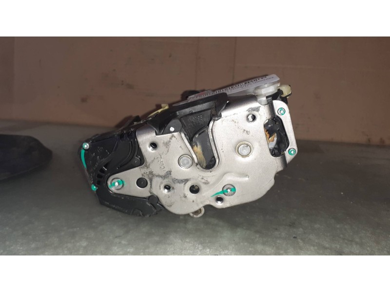 Recambio de cerradura puerta delantera izquierda para chevrolet orlando lt+ referencia OEM IAM 13578276 ELECTRICO 3027087