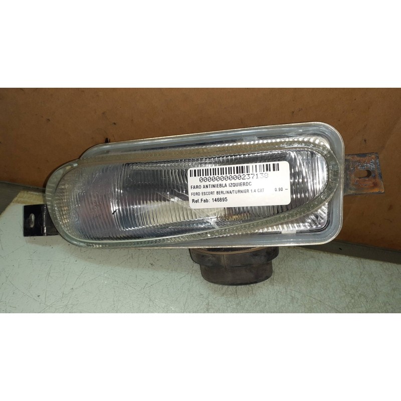 Recambio de faro antiniebla izquierdo para ford escort berlina/turnier 1.4 cat referencia OEM IAM 146895 201146893 HELLA