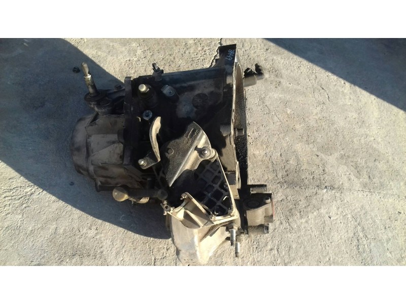 Recambio de caja cambios para peugeot 307 berlina (s2) xs referencia OEM IAM 20DM75  5 VELOCIDADES