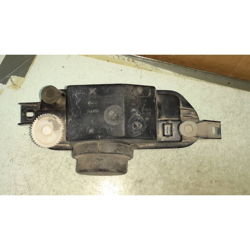 Recambio de faro antiniebla izquierdo para ford escort berlina/turnier 1.4 cat referencia OEM IAM 146895 201146893 HELLA