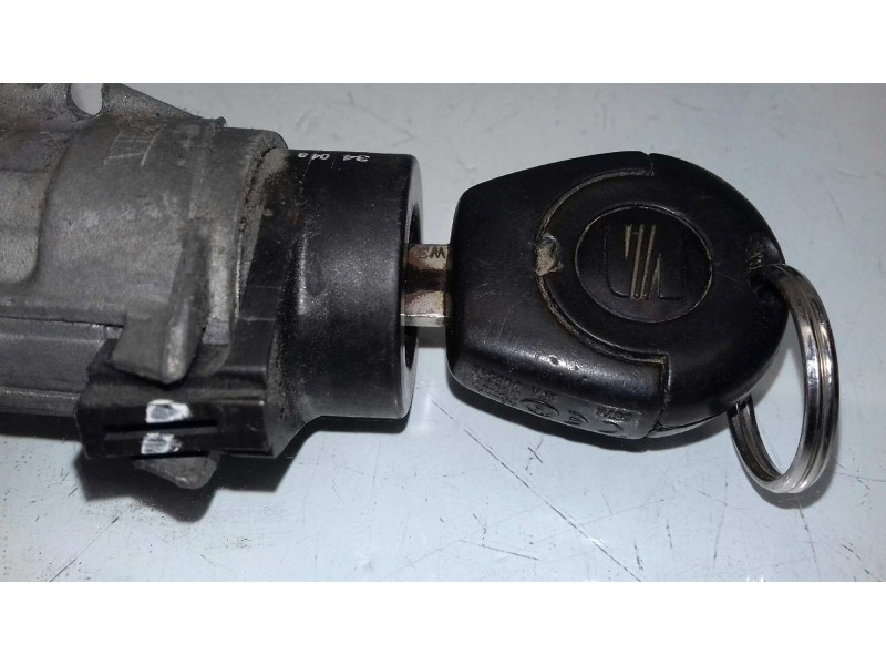 Recambio de centralita motor uce para seat ibiza (6l1) cool referencia OEM IAM 038906012HP 0281011320 KIT - BOSCH