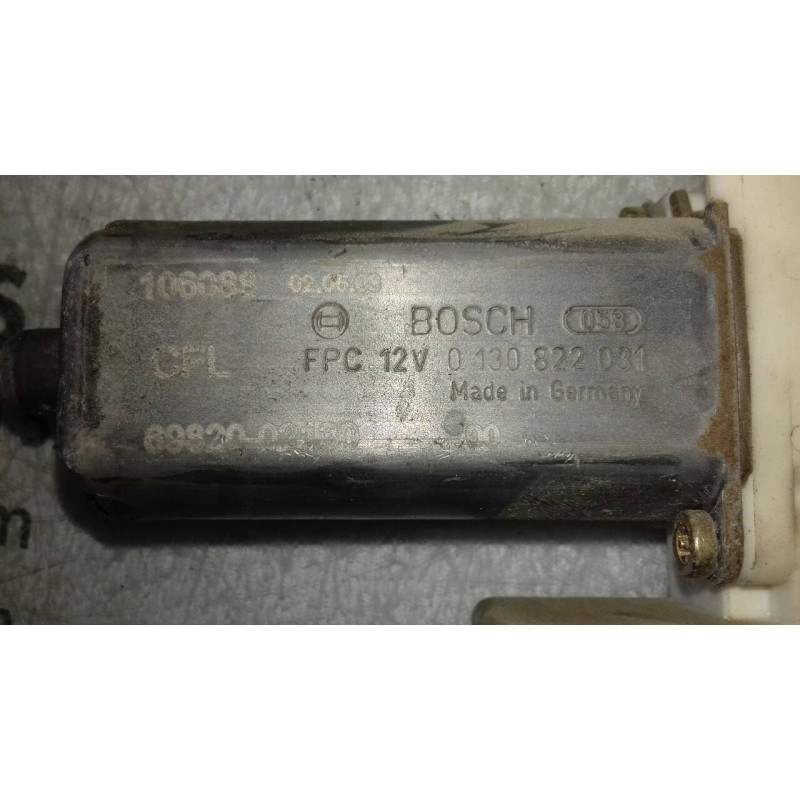 Recambio de elevalunas delantero izquierdo para toyota corolla (e12) 1.4 linea terra berlina referencia OEM IAM 0130822031 99204