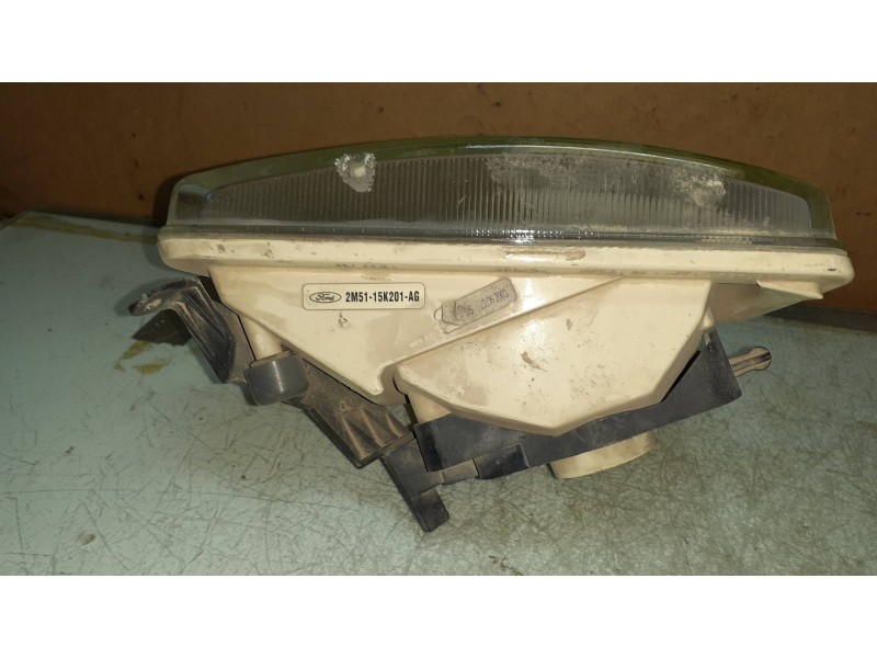 Recambio de faro antiniebla derecho para ford focus turnier (cak) ambiente referencia OEM IAM 2M5115K201AG  