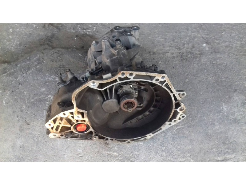 Recambio de caja cambios para opel astra h ber. cosmo referencia OEM IAM A08520038T4C394  5 VELOCIDADES