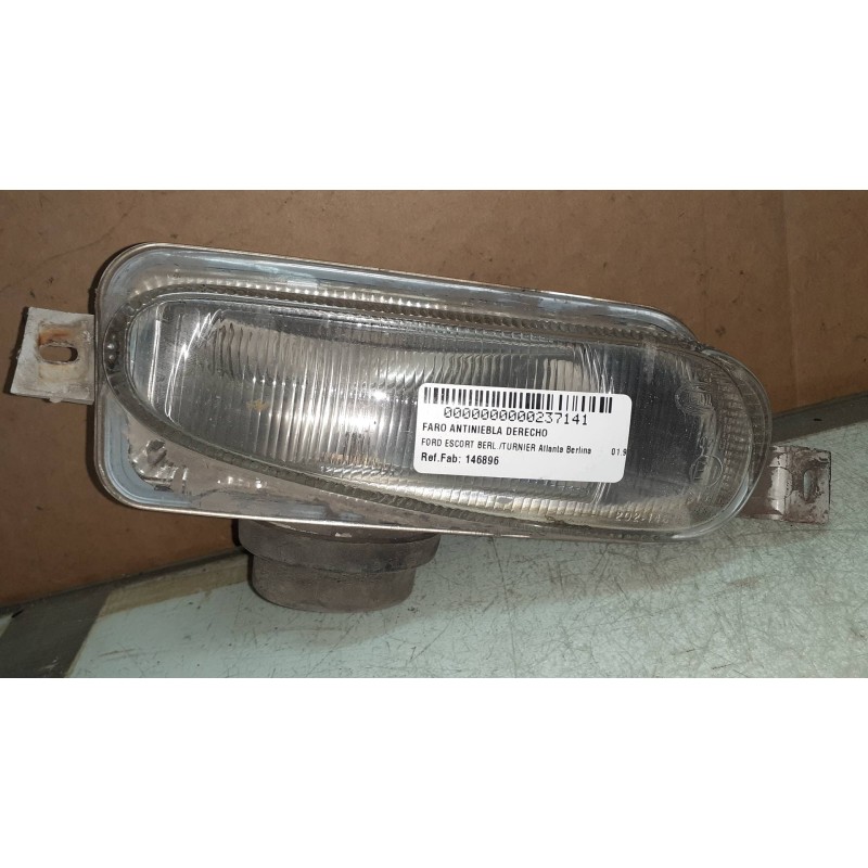 Recambio de faro antiniebla derecho para ford escort berl./turnier atlanta berlina referencia OEM IAM 146896 202146894 