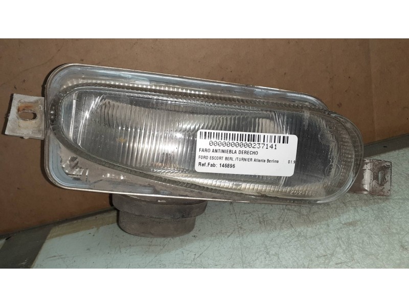 Recambio de faro antiniebla derecho para ford escort berl./turnier atlanta berlina referencia OEM IAM 146896 202146894 