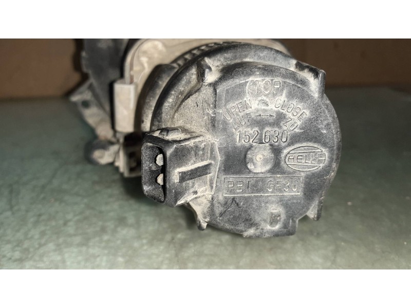 Recambio de faro antiniebla izquierdo para ford mondeo berlina (gd) ambiente referencia OEM IAM 147109 152630 HELLA