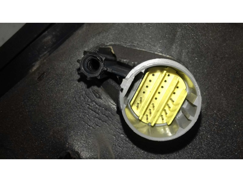 Recambio de retrovisor derecho para renault laguna ii grandtour (kg0) privilege luxe referencia OEM IAM  ABATIBLE ELECTRICO