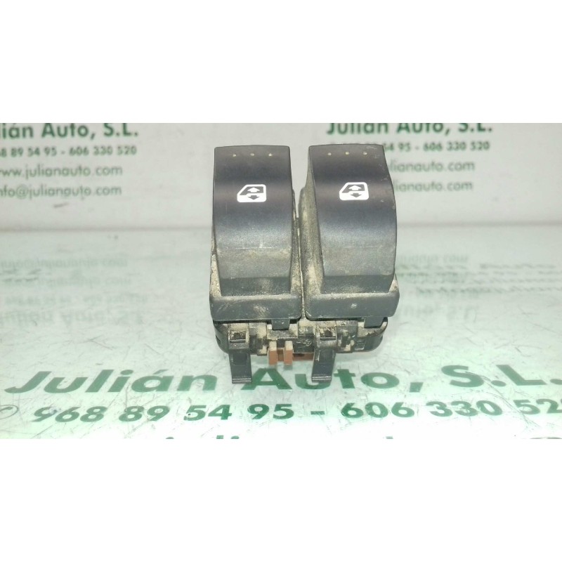 Recambio de mando elevalunas delantero izquierdo para renault laguna ii grandtour (kg0) privilege luxe referencia OEM IAM 015085