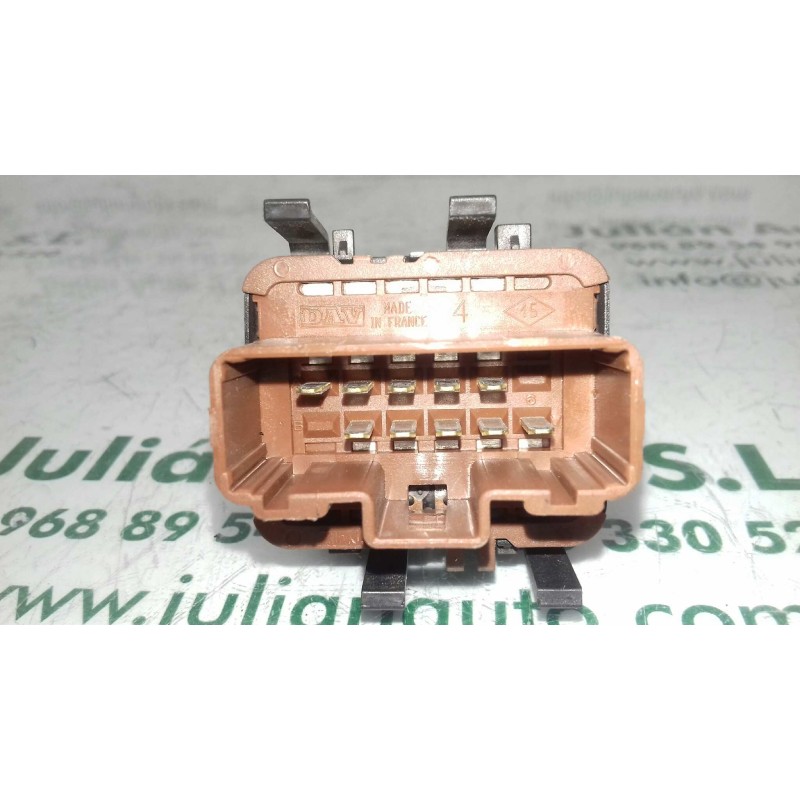 Recambio de mando elevalunas delantero izquierdo para renault laguna ii grandtour (kg0) privilege luxe referencia OEM IAM 015085