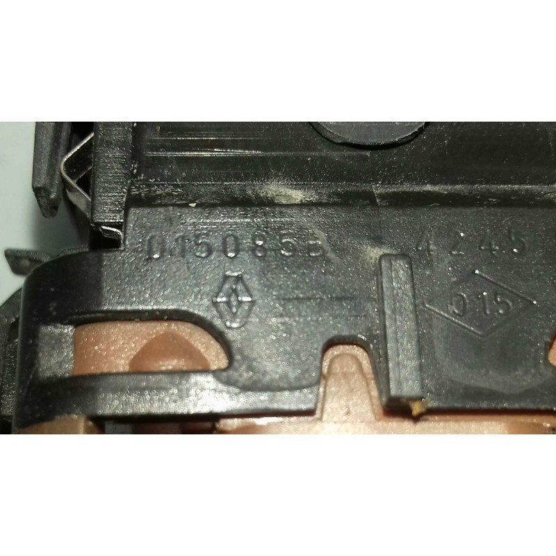 Recambio de mando elevalunas delantero izquierdo para renault laguna ii grandtour (kg0) privilege luxe referencia OEM IAM 015085