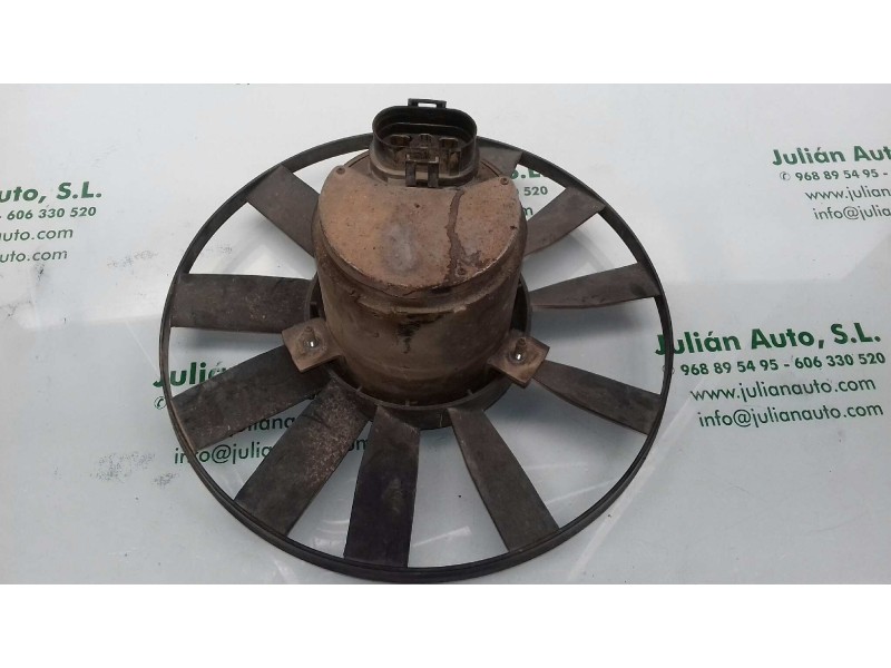 Recambio de electroventilador para seat ibiza (6k) 1.9 tdi referencia OEM IAM 357959455K 0130305238 BOSCH Recambio de electroventilador para seat ibiza (6k) 1.9 tdi referencia OEM IAM 357959455K 0130305238 BOSCH