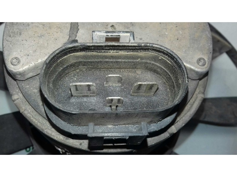 Recambio de electroventilador para seat ibiza (6k) 1.9 tdi referencia OEM IAM 357959455K 0130305238 BOSCH Recambio de electroventilador para seat ibiza (6k) 1.9 tdi referencia OEM IAM 357959455K 0130305238 BOSCH