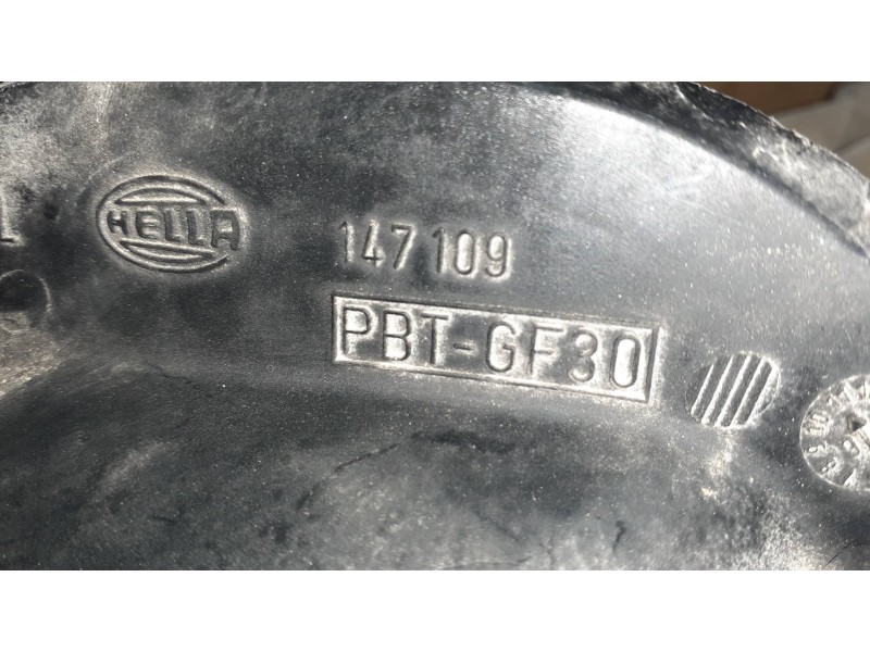 Recambio de faro antiniebla izquierdo para ford mondeo berlina (gd) ambiente referencia OEM IAM 147109  HELLA