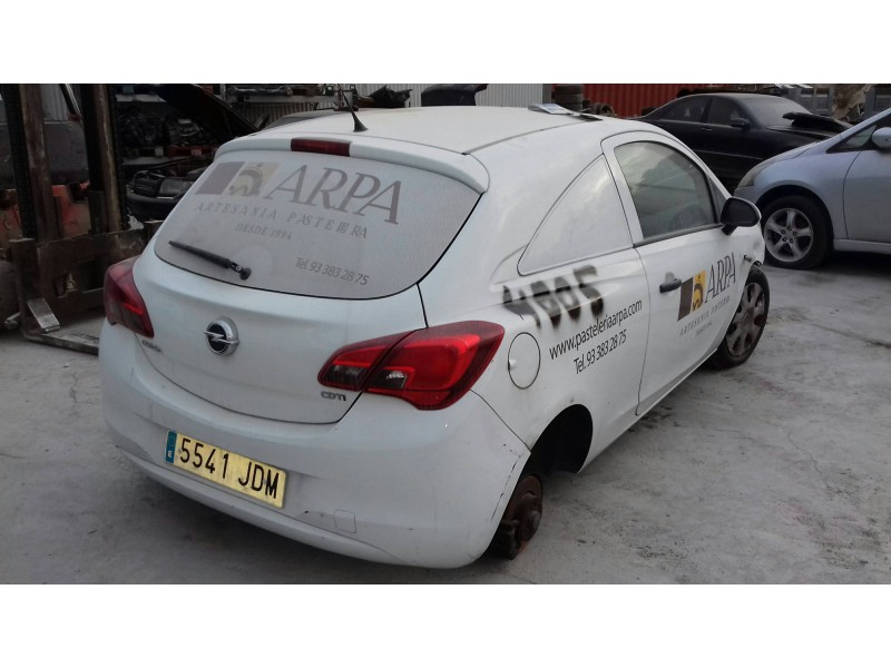 opel corsa e del año 2015