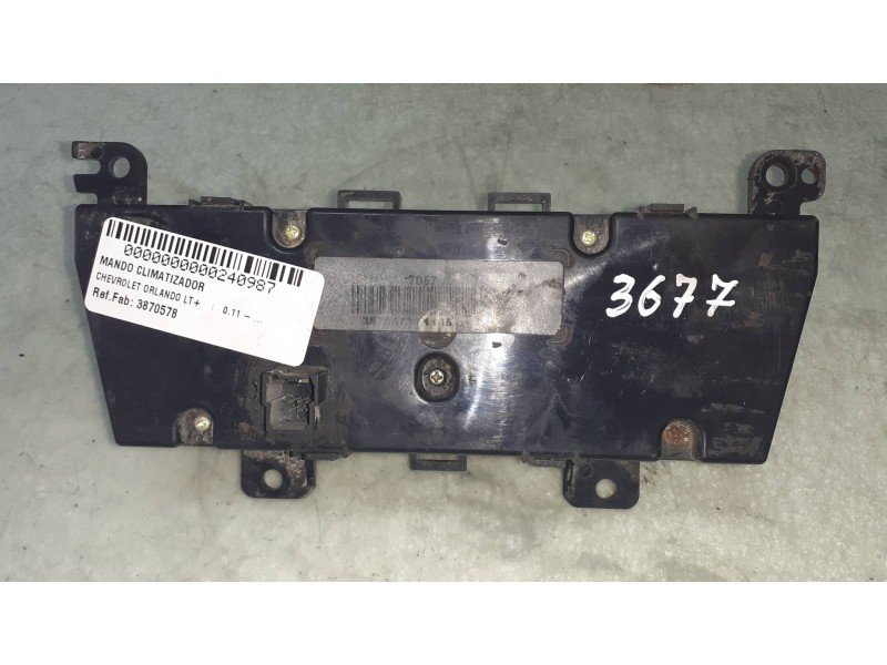 Recambio de mando climatizador para chevrolet orlando lt+ referencia OEM IAM 3870578 CONECTOR 6 PINES 7057