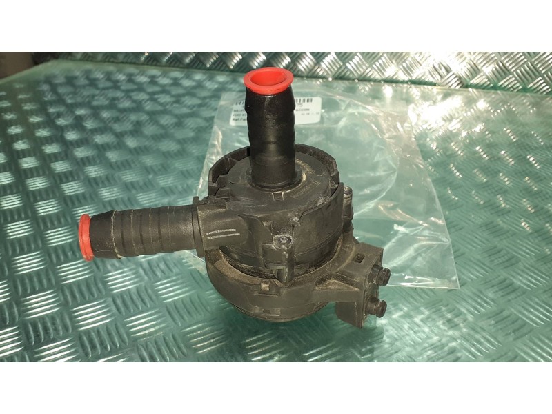 Recambio de valvula intercambio de calefaccion para ford kuga plug-in hybrid st-line referencia OEM IAM LX6118D473HCD 0392023 BO