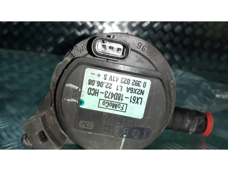 Recambio de valvula intercambio de calefaccion para ford kuga plug-in hybrid st-line referencia OEM IAM LX6118D473HCD 0392023 BO