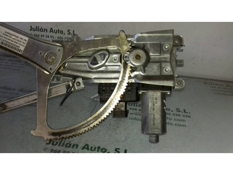 Recambio de elevalunas delantero derecho para opel astra h berlina essentia referencia OEM IAM A330013100418 CONECTOR 6 PINES EL