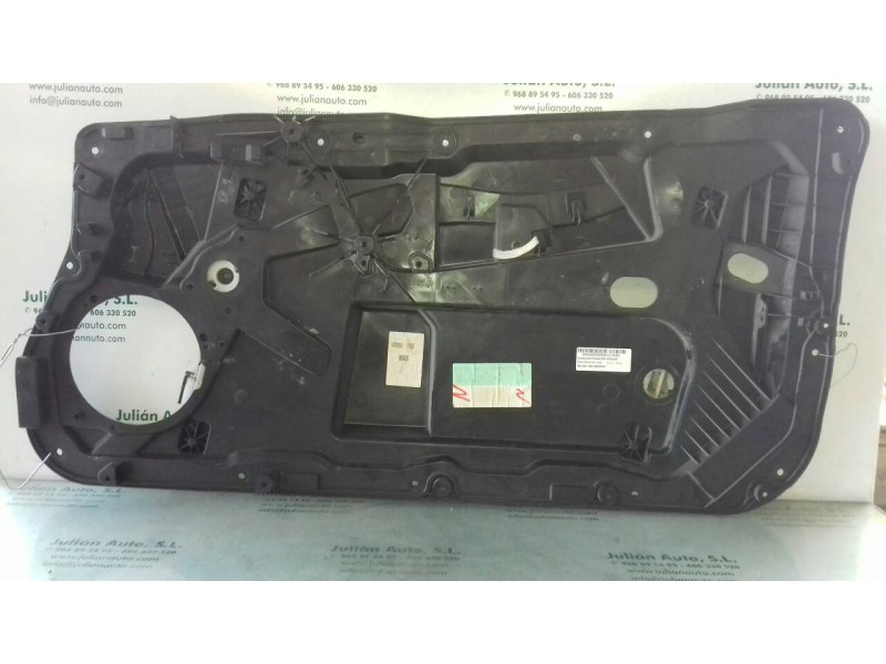 Recambio de elevalunas delantero derecho para ford fiesta (cb1) trend referencia OEM IAM 8A61B2320001  ELECTRICO