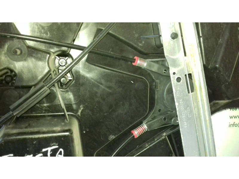 Recambio de elevalunas delantero derecho para ford fiesta (cb1) trend referencia OEM IAM 8A61B2320001  ELECTRICO