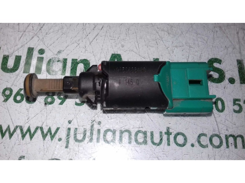 Recambio de interruptor para peugeot 407 st confort pack referencia OEM IAM 9650688480 4 PINES FRENO