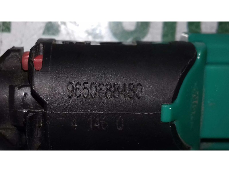 Recambio de interruptor para peugeot 407 st confort pack referencia OEM IAM 9650688480 4 PINES FRENO