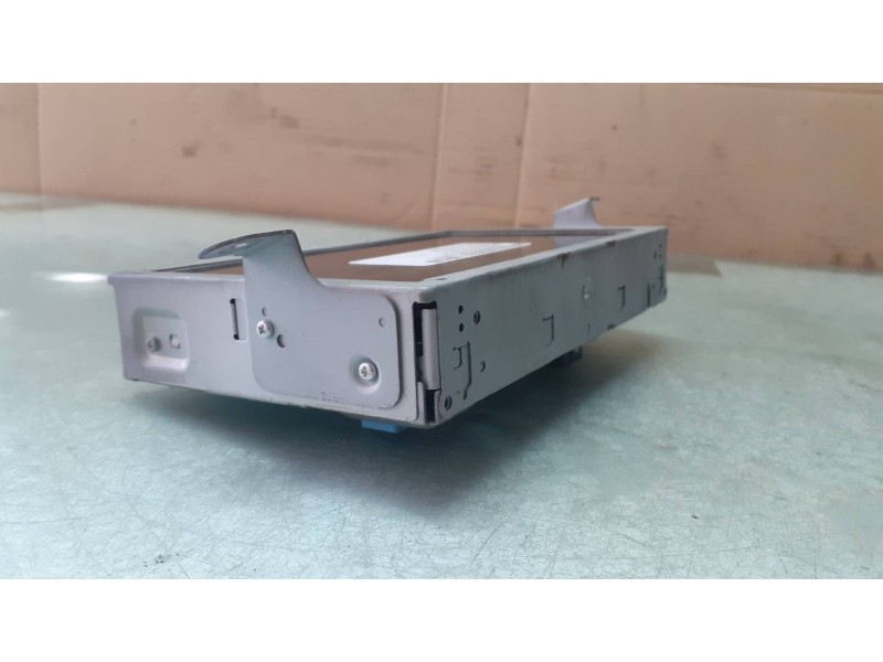 Recambio de sistema navegacion gps para chevrolet orlando lt+ referencia OEM IAM 95034198 652508805 2 CONECTORES